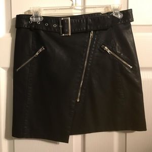Mini Skirt with zippers